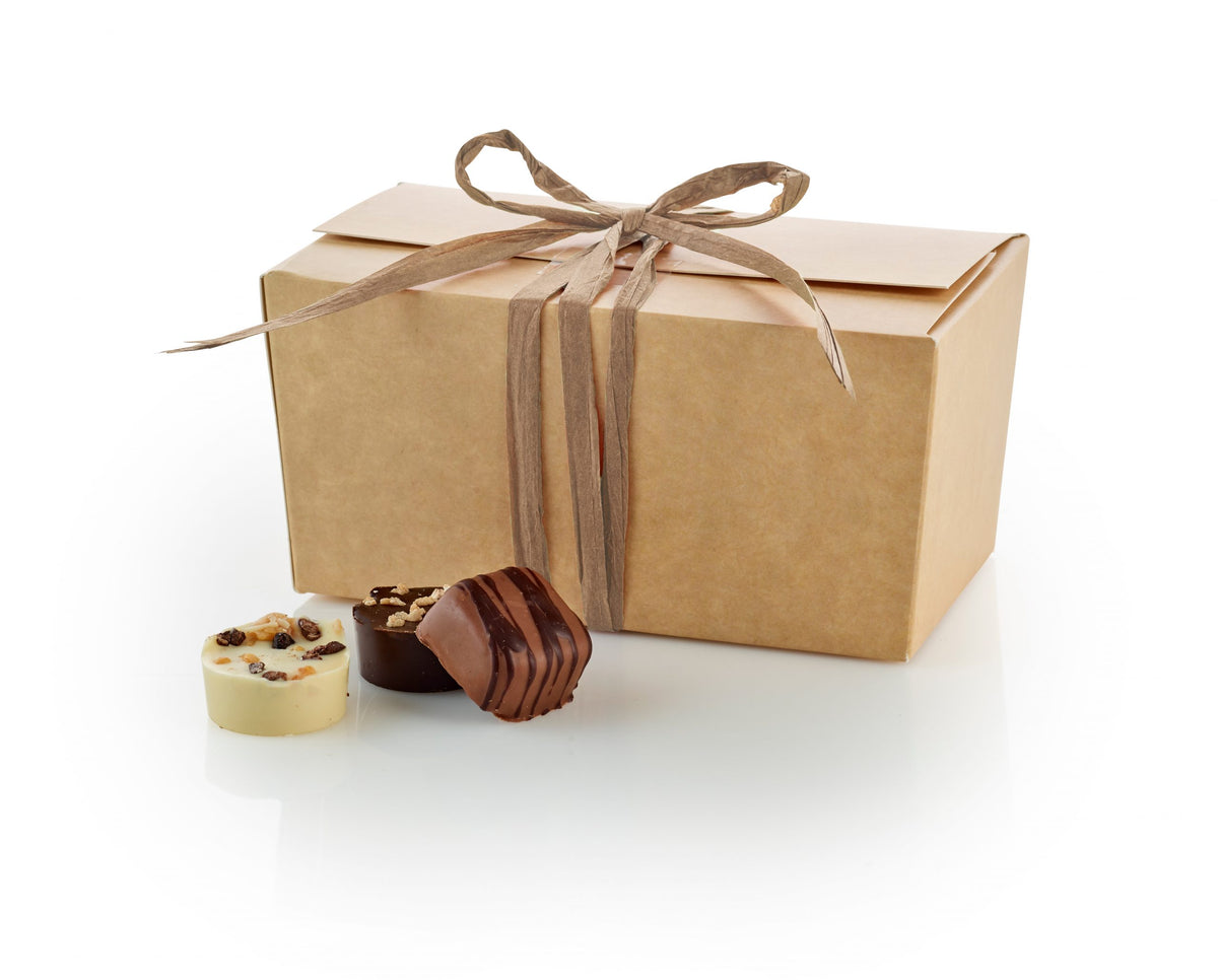 Brun ballotin, Brun bast bånd, Luksus chokolade 500 g.