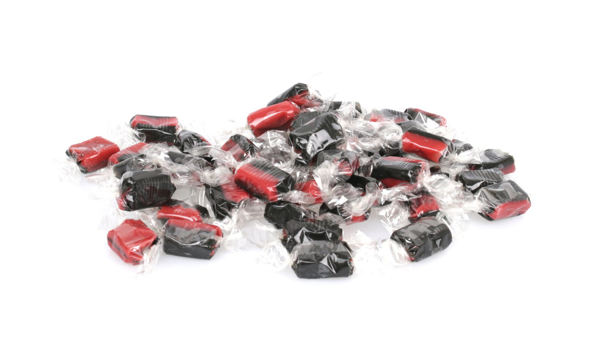 Bulk, Hindbær/Lakrids karamel i klar folie, 1000 g.