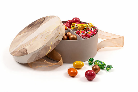 Rund Hatteæske Brun Marmor, Familieæske, 400 g.